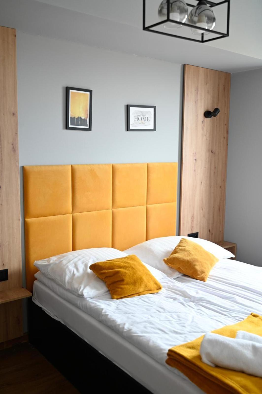 Apartament No82 Yellow Holiday Home Zator Esterno foto
